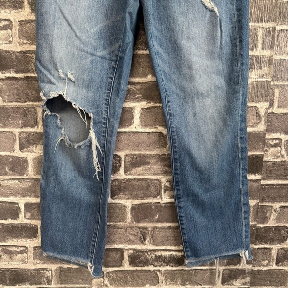 Madewell The High-Rise Slim Boyjean in Lita Wash Step-Hem Edition jeans - Picture 6 of 12